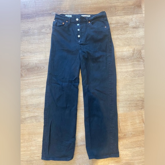 Levi’s Ribcage Straight Jean - Picture 3 of 3